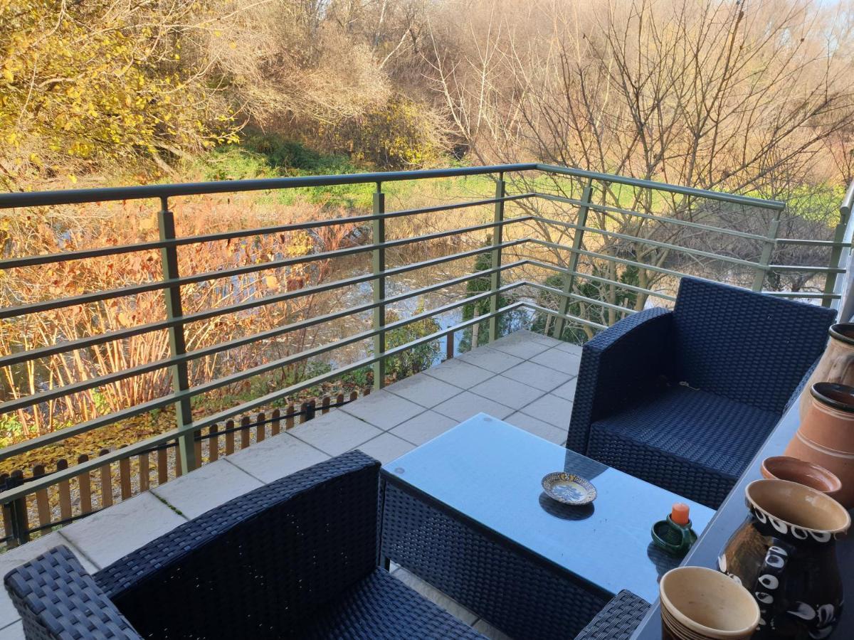 Beach Club Apartman Mosonmagyaróvár Kültér fotó